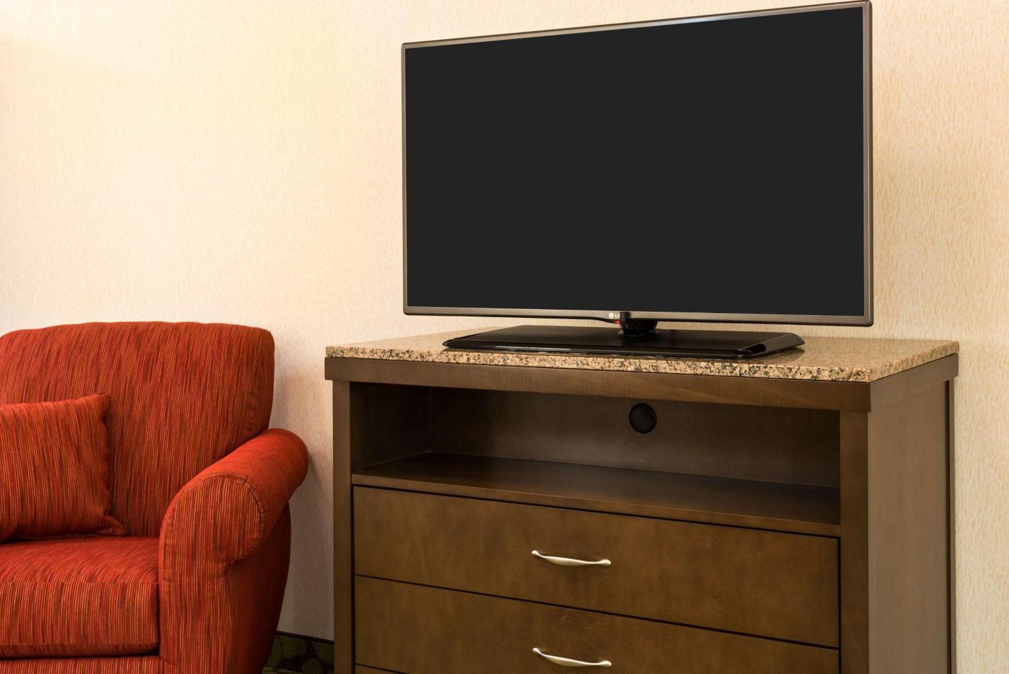 Hilton Garden Inn Wayne Ngoại thất bức ảnh