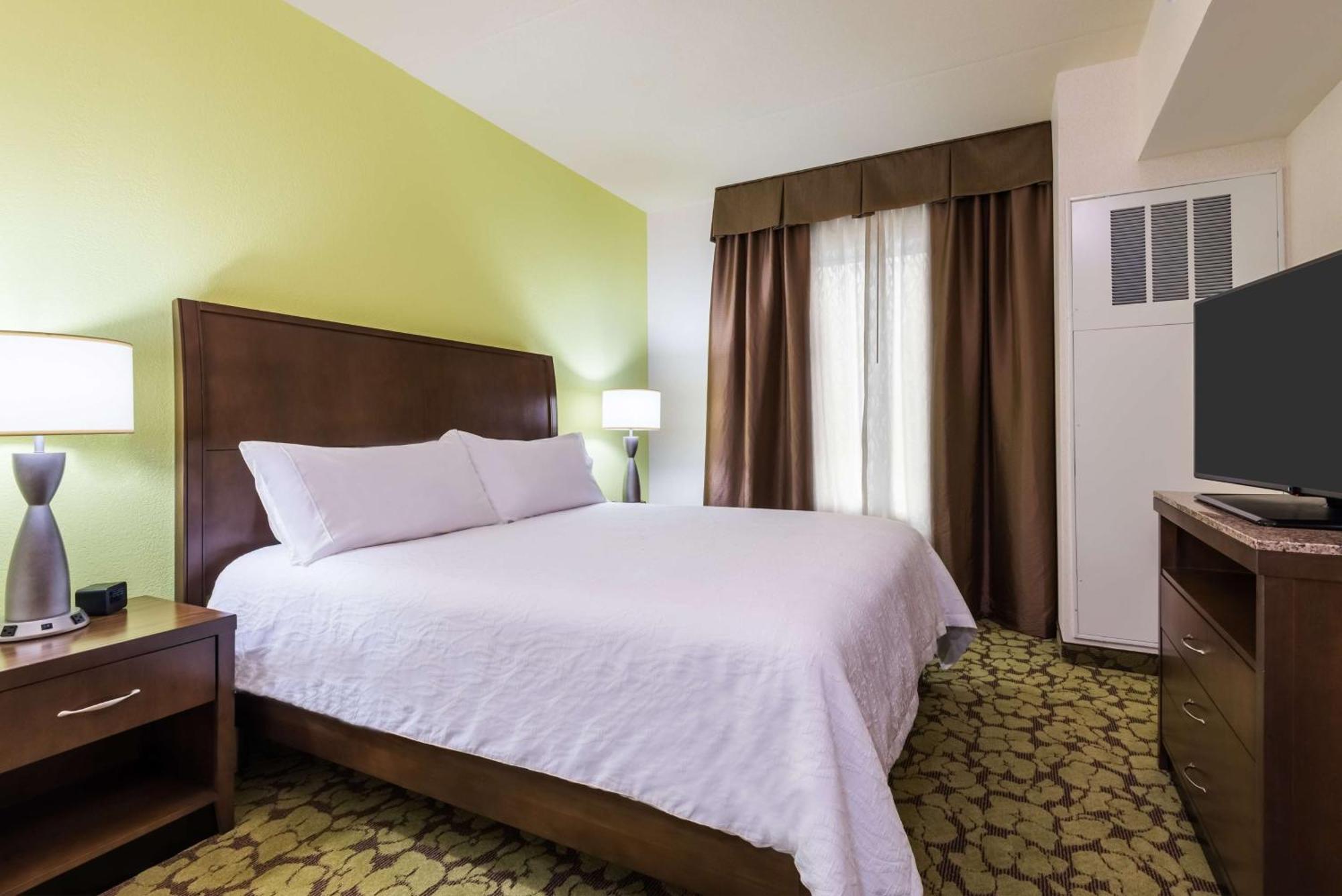 Hilton Garden Inn Wayne Ngoại thất bức ảnh