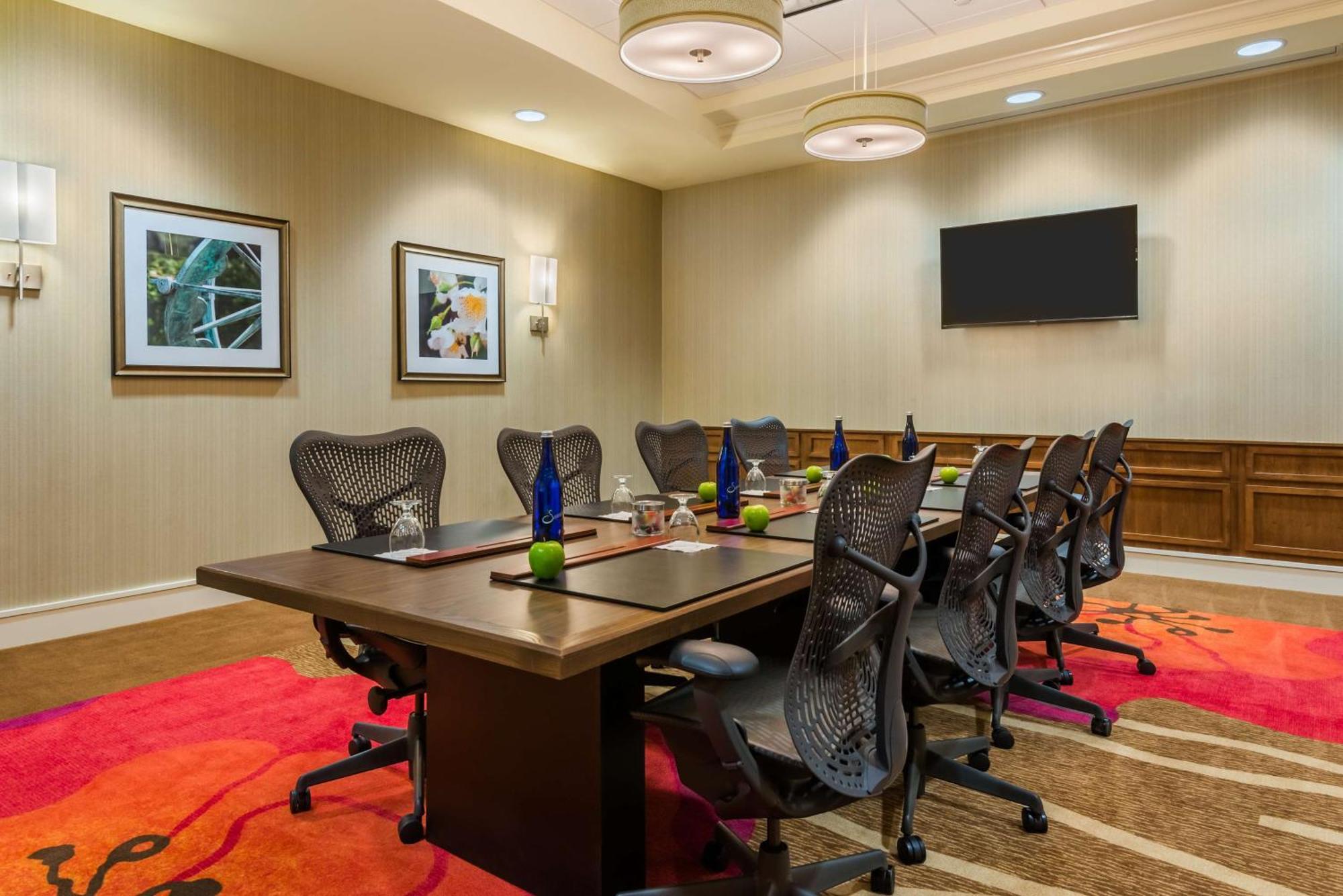 Hilton Garden Inn Wayne Ngoại thất bức ảnh