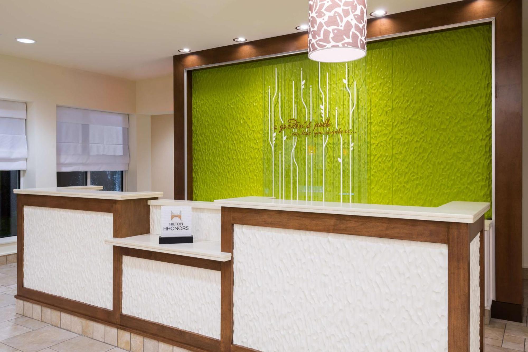 Hilton Garden Inn Wayne Ngoại thất bức ảnh