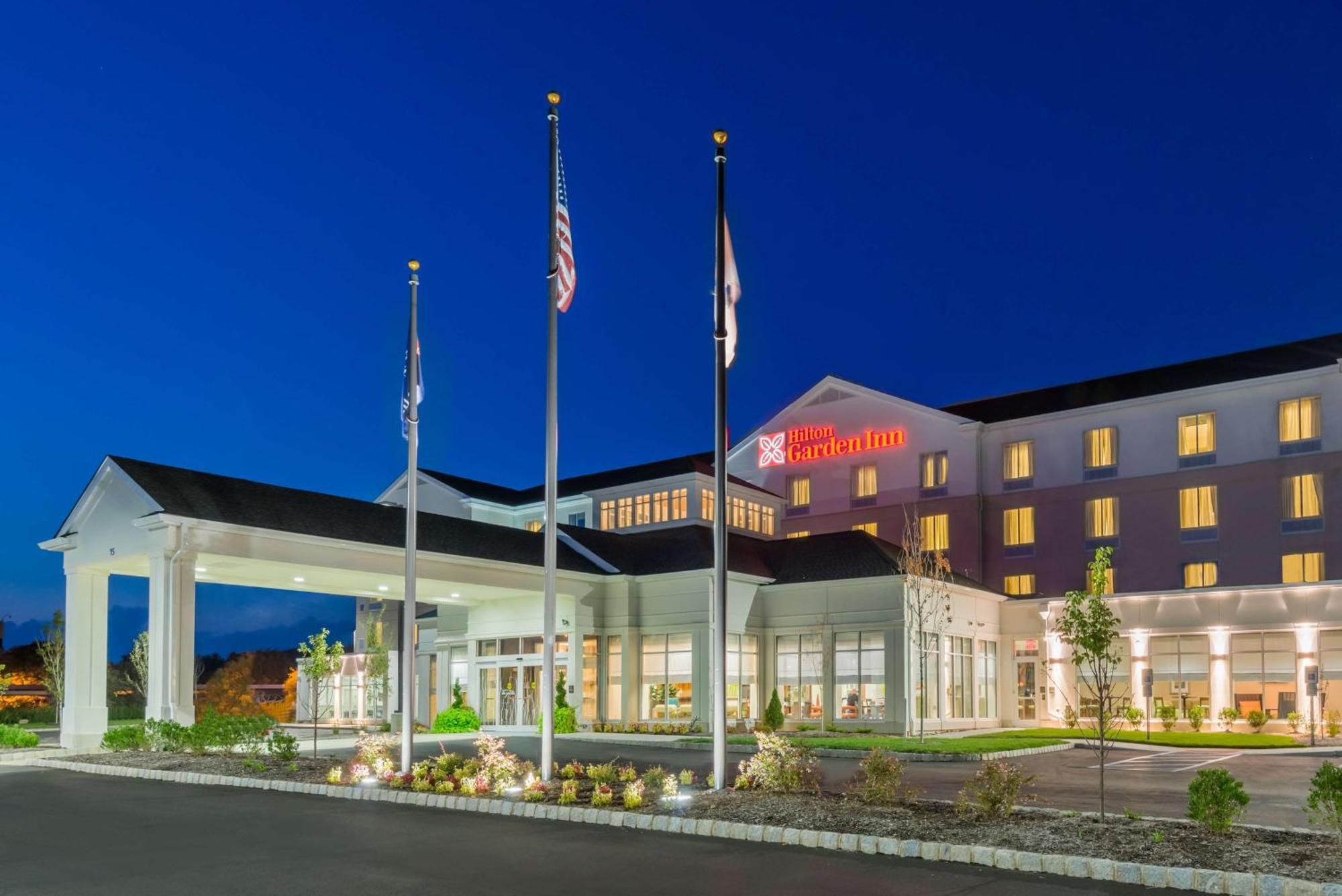Hilton Garden Inn Wayne Ngoại thất bức ảnh