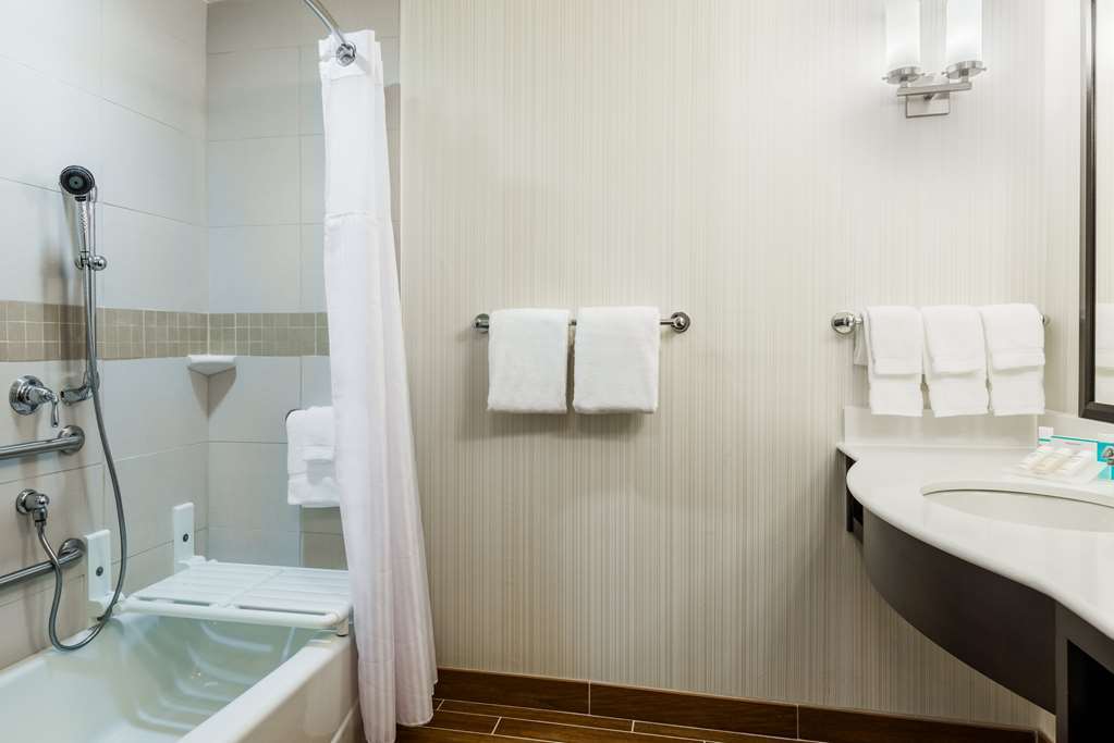 Hilton Garden Inn Wayne Phòng bức ảnh