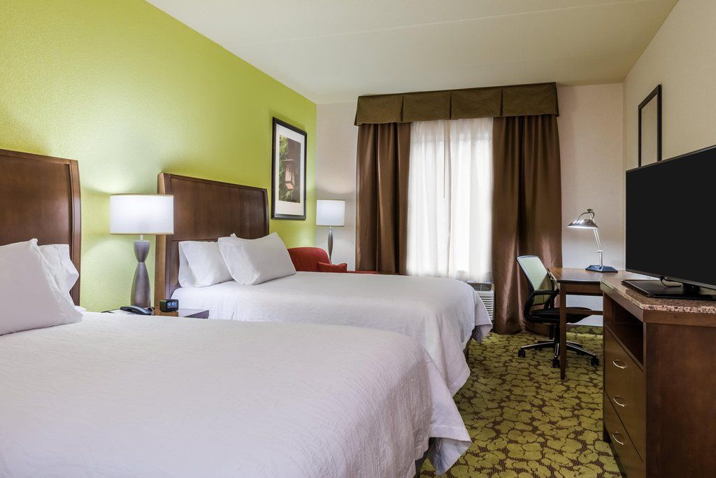 Hilton Garden Inn Wayne Ngoại thất bức ảnh