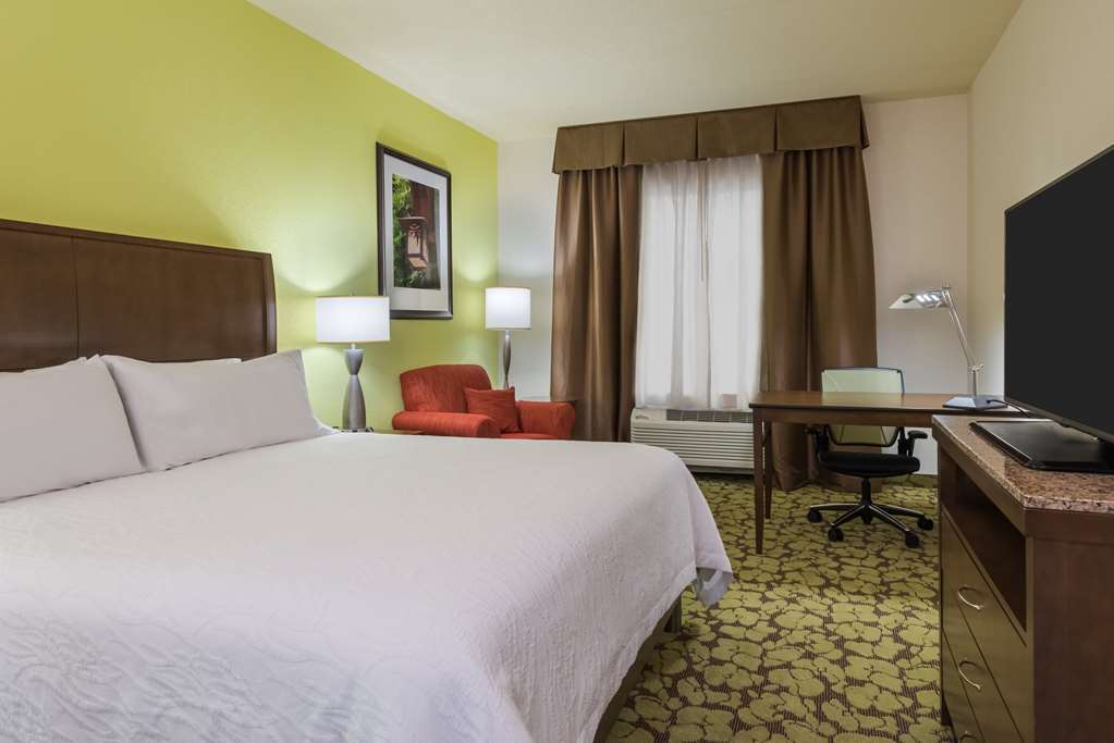 Hilton Garden Inn Wayne Phòng bức ảnh